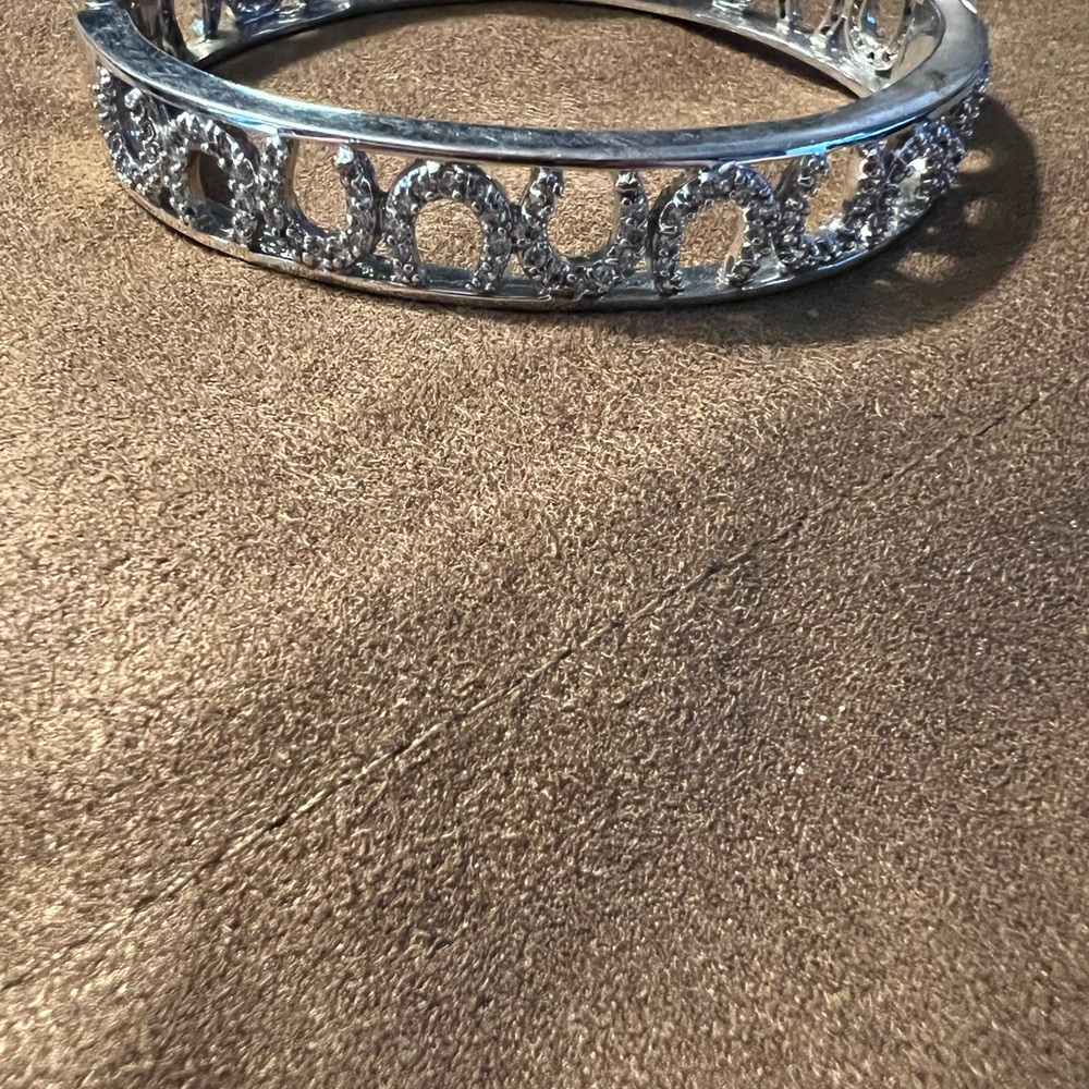 Silver Crystal Horseshoe-Pattern Bangle Bracelet
